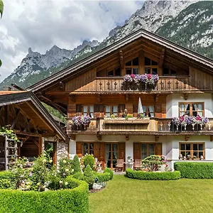 Apartment Alpenblick, Mittenwald